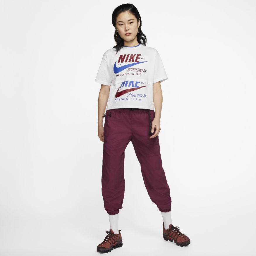 nike sportswear icon clash top