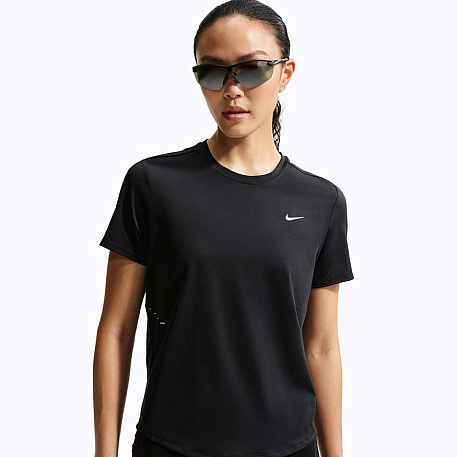 Футболка Nike Swift Dri-Fit Top Short Sleeve Standard