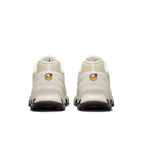 Кроссовки Nike Air Max Dn8