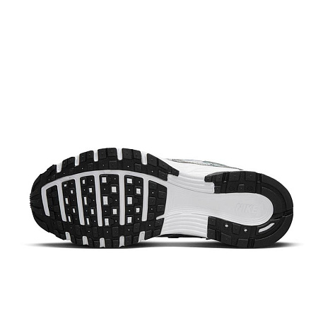Кроссовки Nike P-6000