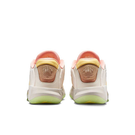 Кроссовки Nike Luka 4 Light Orewood and Tangerine