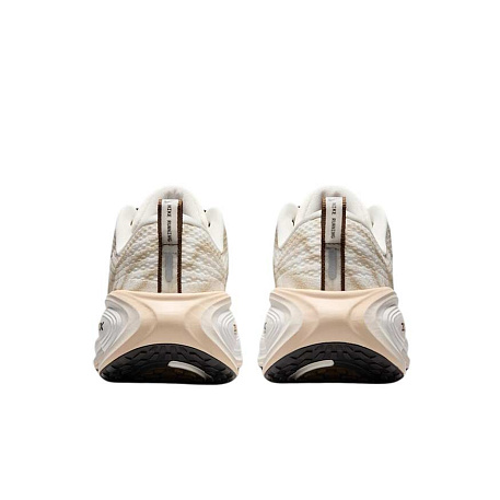 Кроссовки Nike Vomero Plus