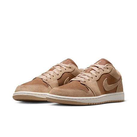 Кроссовки Air Jordan 1 Low