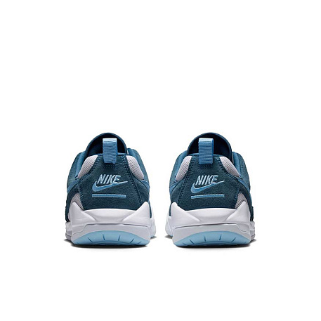 Кроссовки Jordan CMFT Era