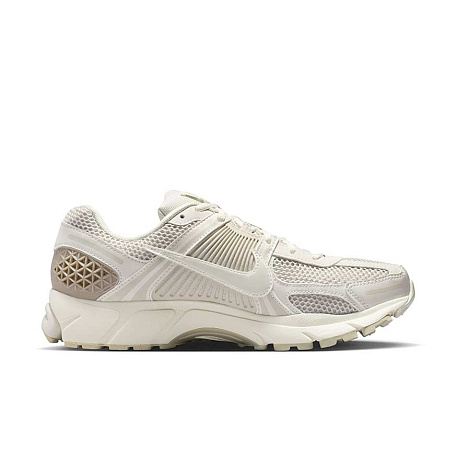 Кроссовки Nike Zoom Vomero 5