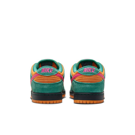 Кроссовки Nike SB Dunk Low Pro
