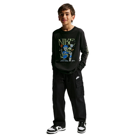 Футболка с длин. рук. Nike Sportswear Long Sleeve T-Shirt Spooky