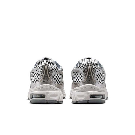 Кроссовки Nike Air Max Moto 2k