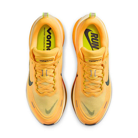 Кроссовки Nike Vomero Plus
