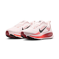Кроссовки Nike Vomero 18