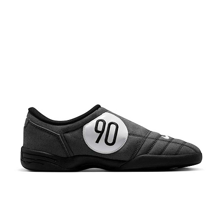 Кроссовки Nike Total 90 Premium