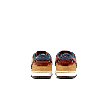 Кроссовки Nike SB Dunk Low Pro
