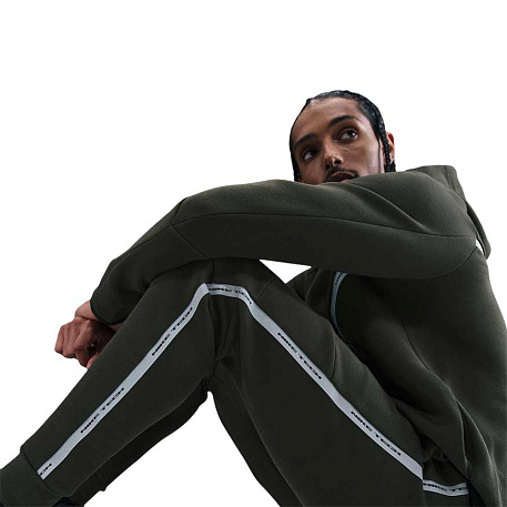 Брюки Nike Tech Fleece Joggers with Reflective Accents