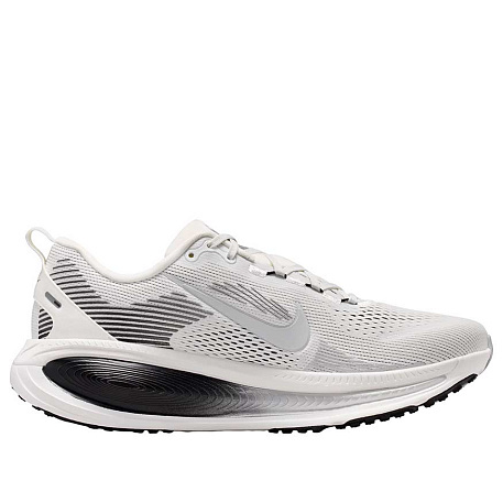 Кроссовки Nike Vomero 18 Road Running
