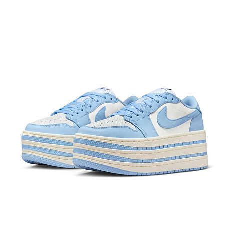 Кроссовки Air Jordan 1 Triple Stack