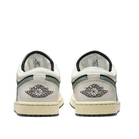 Кроссовки Air Jordan 1 Low