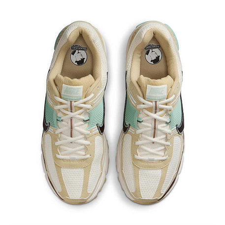 Кроссовки Nike Zoom Vomero 5 SE