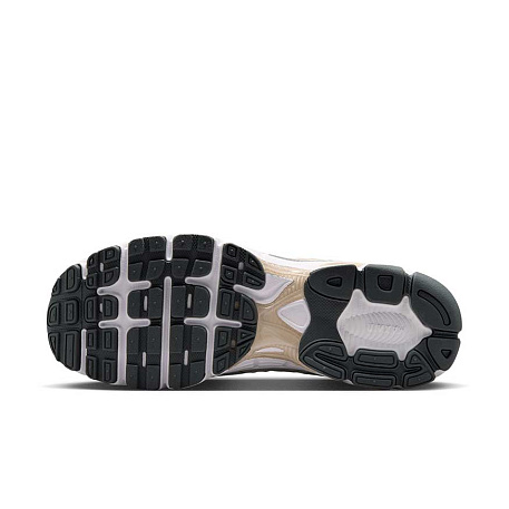 Кроссовки Nike Air Max Moto 2K