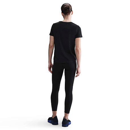 Футболка Nike One Classic