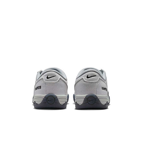 Кроссовки Nike Total 90 Premium