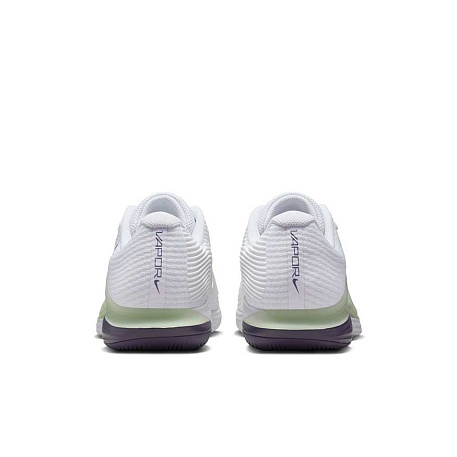 Кроссовки Nike Vapor 12
