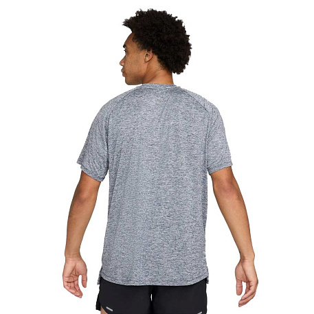 Футболка Nike Stride Dri-FIT ADV Short-Sleeve Running Top