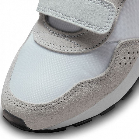 Кроссовки Nike MD VALIANT (PSV)