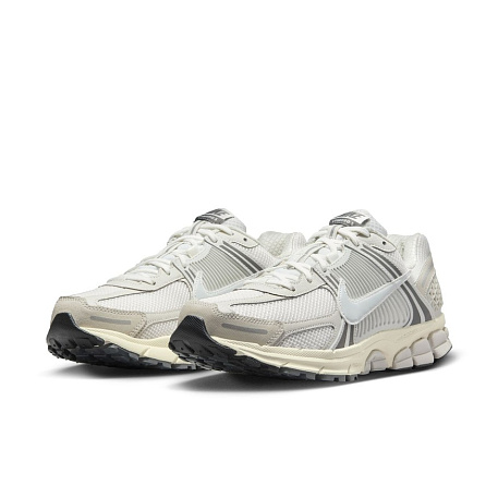 Кроссовки Nike Zoom Vomero 5