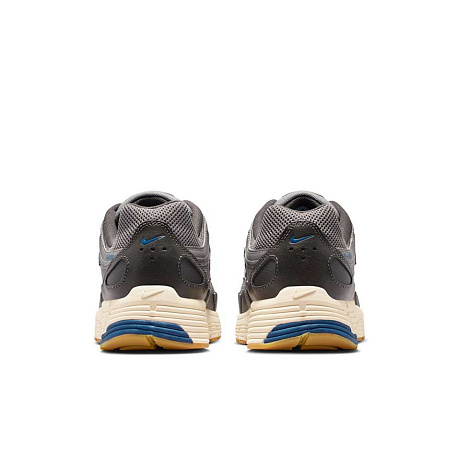 Кроссовки Nike P-6000