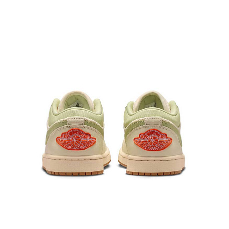 Кроссовки Air Jordan 1 Low SE