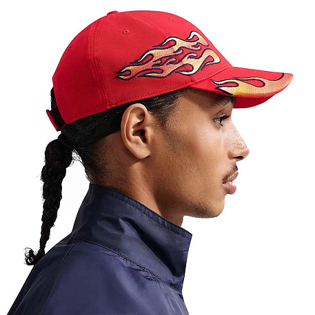 Кепка Nike Club Structured OG Flame Cap