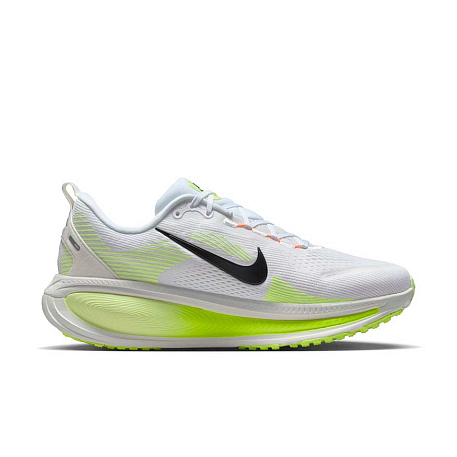 Кроссовки Nike Vomero 18