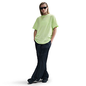 Футболка Nike Sportswear Essential