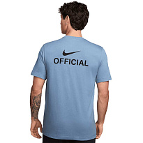 Футболка Nike Sportswear Standard Tee