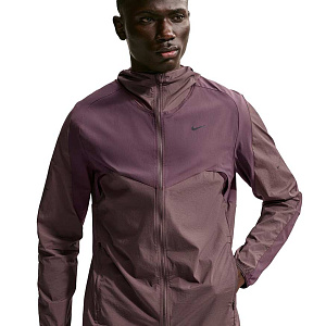 Ветровка Nike Stride Plus