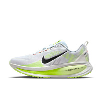 Кроссовки Nike Vomero 18