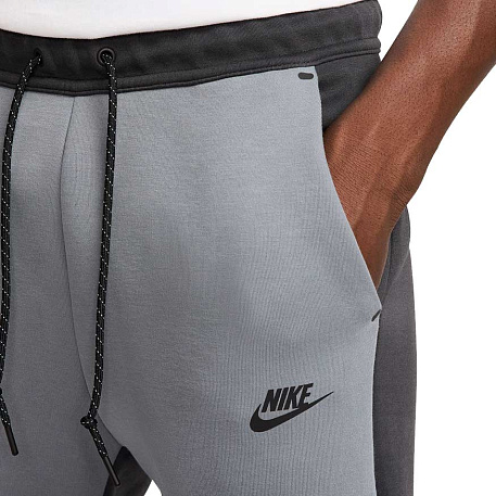 Брюки Nike Tech Fleece Joggers