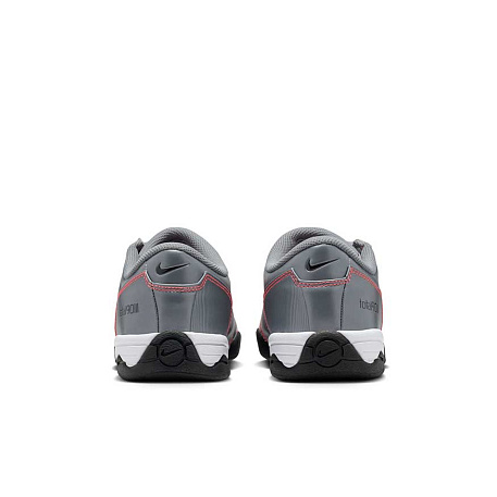 Кроссовки Nike Total 90