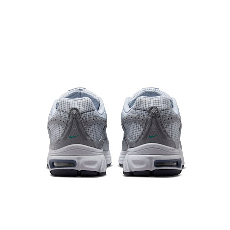 Кроссовки Nike Air Max Moto 2K