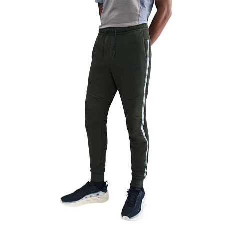 Брюки Nike Tech Fleece Joggers with Reflective Accents
