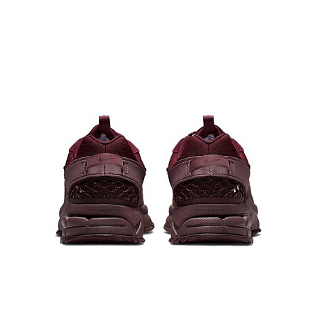 Кроссовки NIke Zoom Vomero Roam