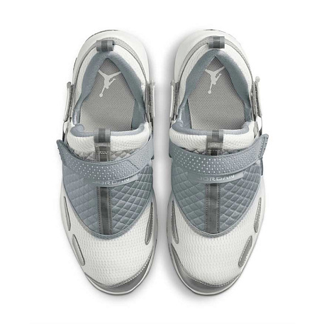 Кроссовки Jordan Trunner LX