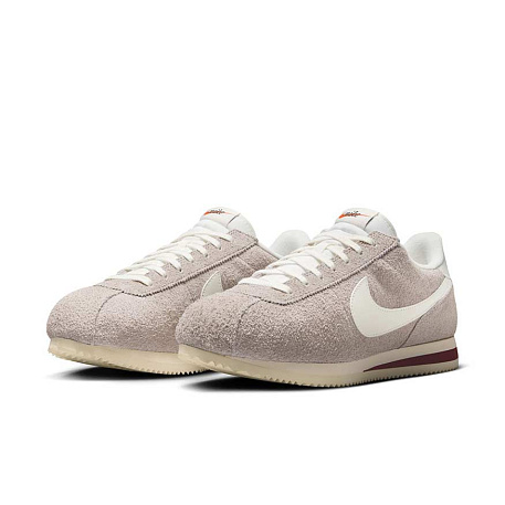 Кроссовки Nike Cortez SE Suede
