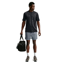 Футболка Nike Dri-FIT Primary Short Sleeve Top DBOSS