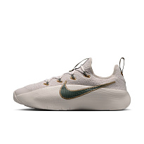 Кроссовки Nike Lebron TR 1