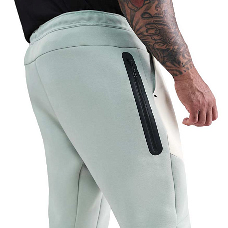 Брюки Nike Tech Fleece Joggers