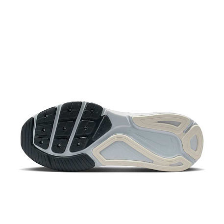 Кроссовки Nike Structure 26