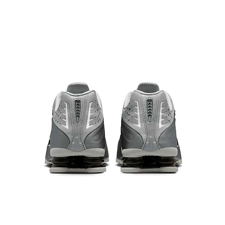 Кроссовки Nike Shox R4