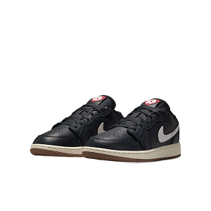 Кроссовки Air Jordan 1 Low SE (GS)