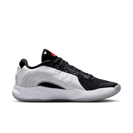 Кроссовки Nike Luka 4